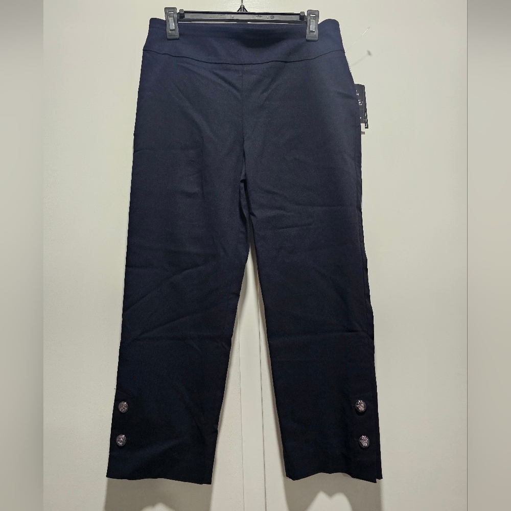 NWT Conterparts Women's Stretch Capris, Size 8